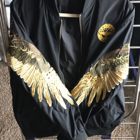 Golden wings coat - Picture 3 of 6